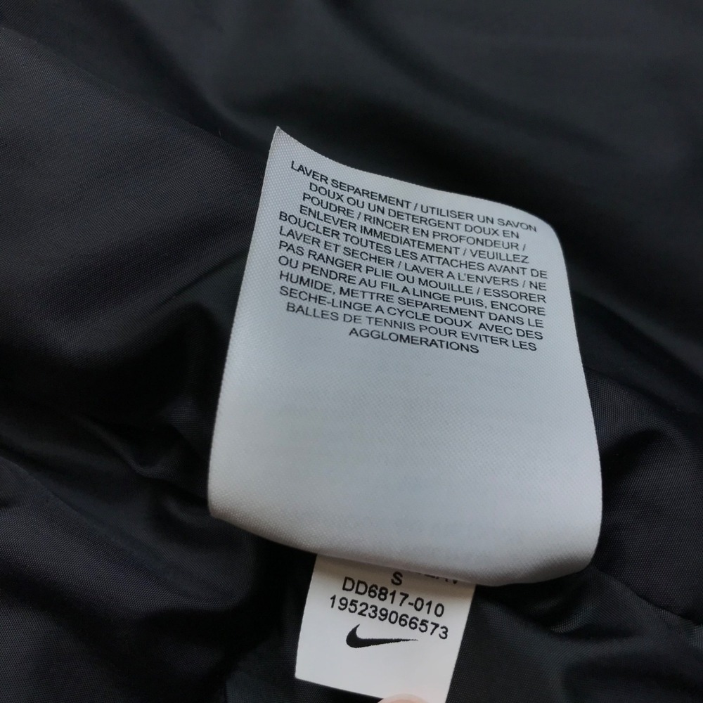 Nike Vest Mens Size S Black Puffer Down Fill Insulated Storm Fit Windrunner Run - Picture 5 of 13